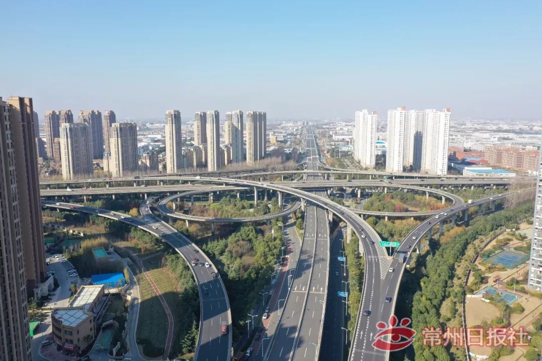 机场路高架正式通车,从此去奔牛机场用时省一半以上._常州
