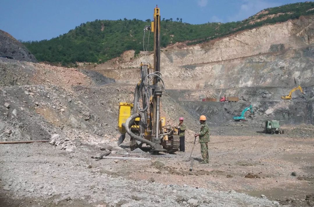 精彩爆破全过程,矿山人的骄傲!