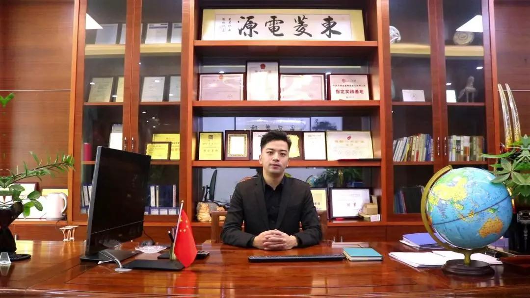 东菱电源助力照明电源技术发展,荣获"年度十大影响力品牌"称号!