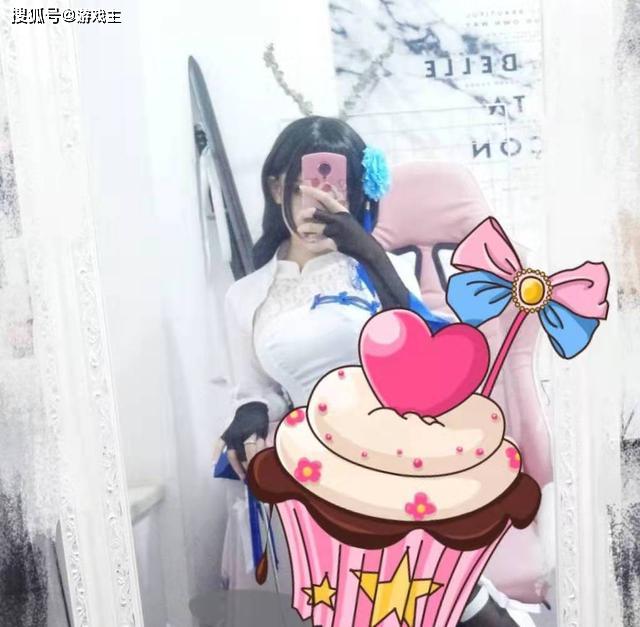 lpl解说腐团儿cos艾斯德斯与风暴女神怒迦娜多了一些俏皮