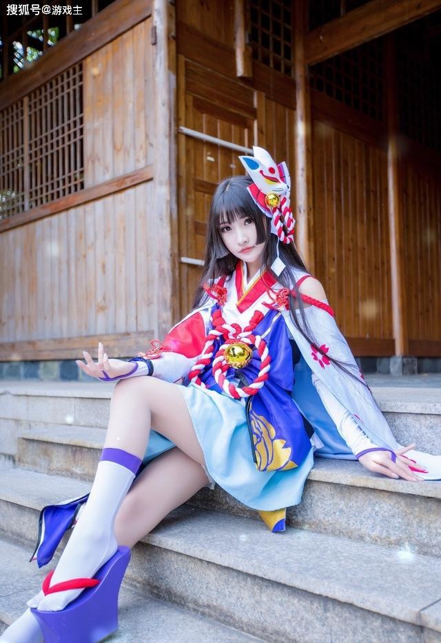 小姐姐cos阴阳师百闻牌雪女,容颜完美还原