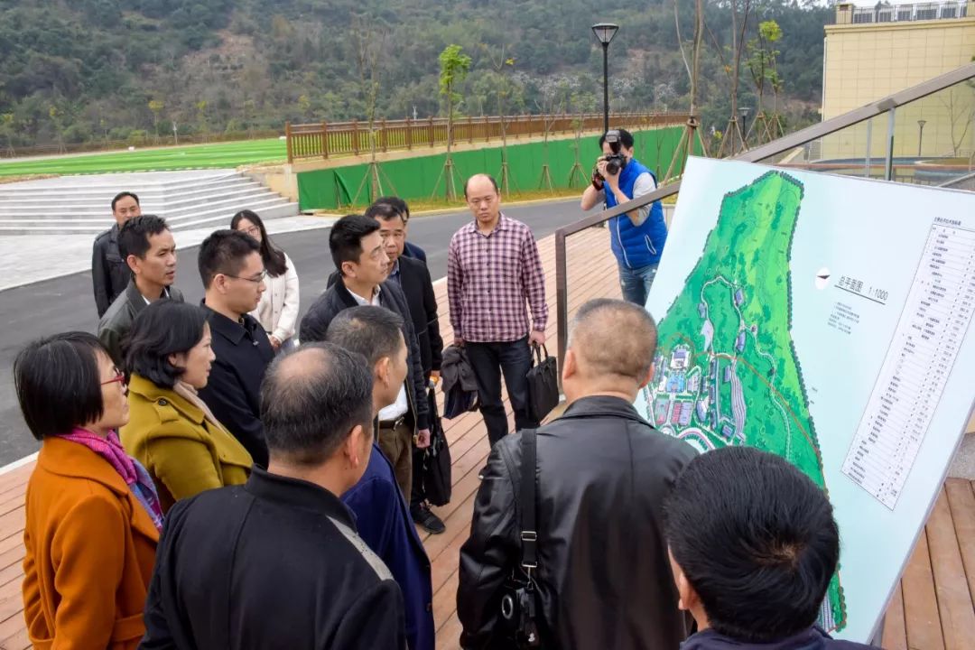 要闻 唐希,黄坚瑜,王陈峰,陈琦等一行调研指导市中小学生综合实践