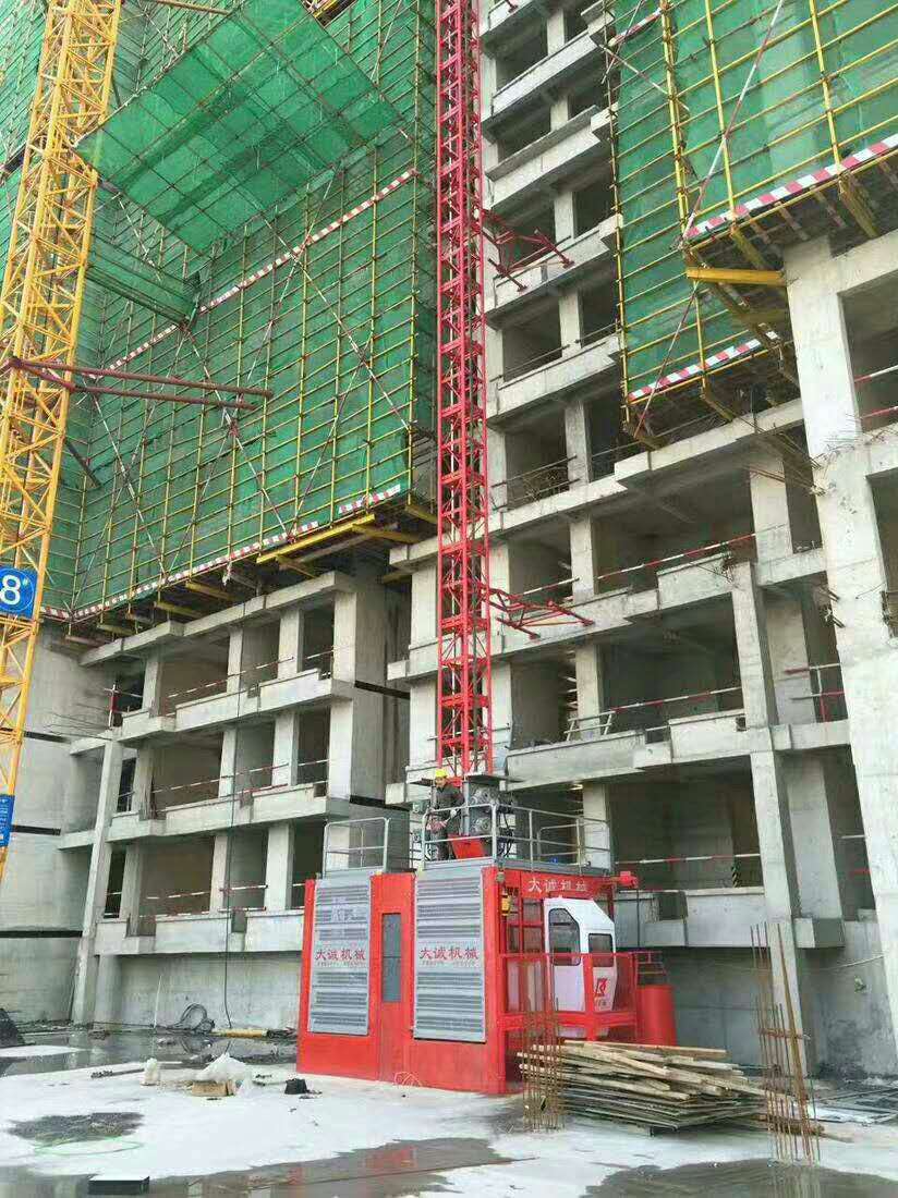 大诚施工升降机厂家详谈设备常见故障及解决方法