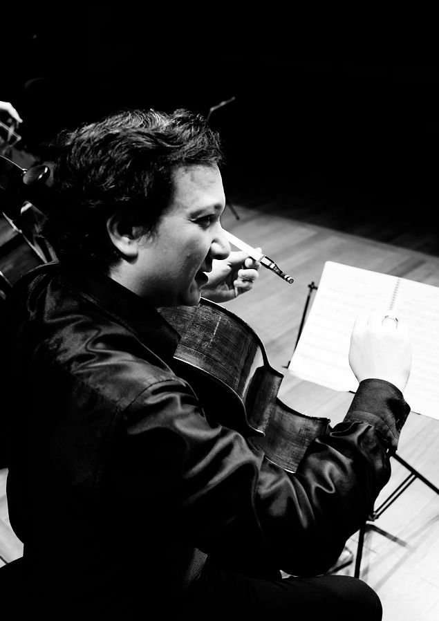 漫步乐坛差一点儿被埋没的传世之作巴赫无伴奏大提琴组曲