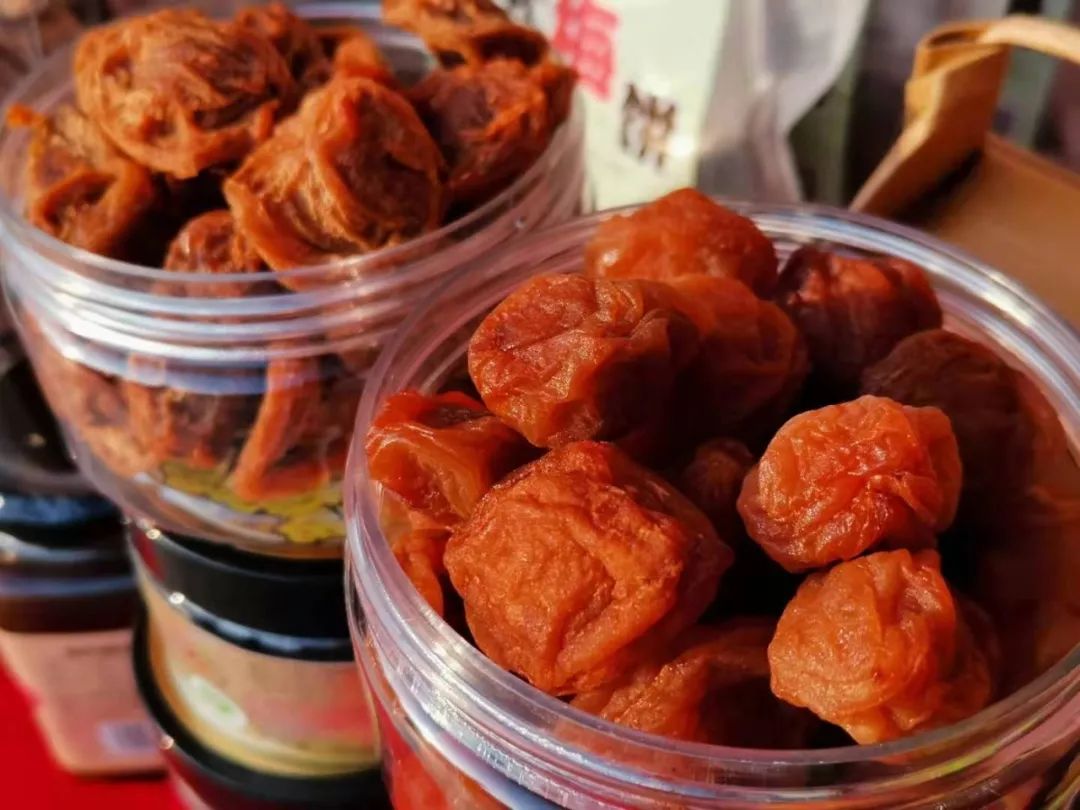 展出了上杭本土原生态的土特产,农产品等