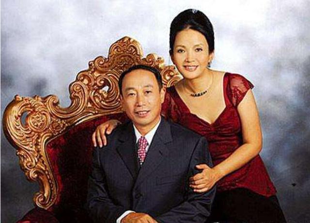 原创孙海英儿子2岁瘫痪怒揭冯小刚老底大胆吐槽范冰冰马震戏