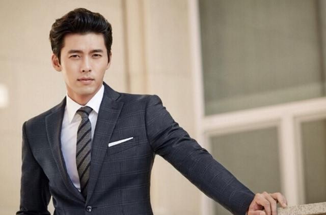 4大公共财"之一,再加上颜值又高,实力又强,因此绯闻也不断,曾和黄智贤