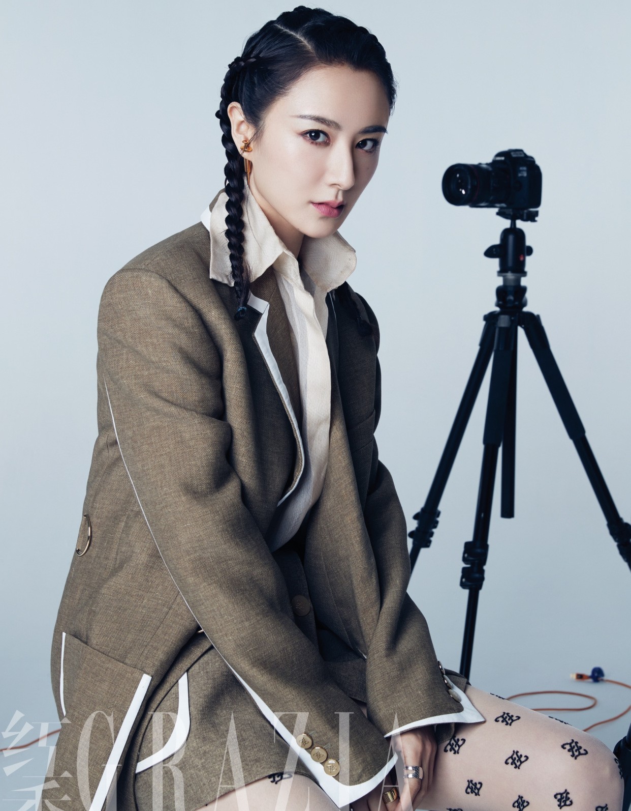 原创薇娅拍杂志大片五套造型齐上线气场强大不愧是带货女王