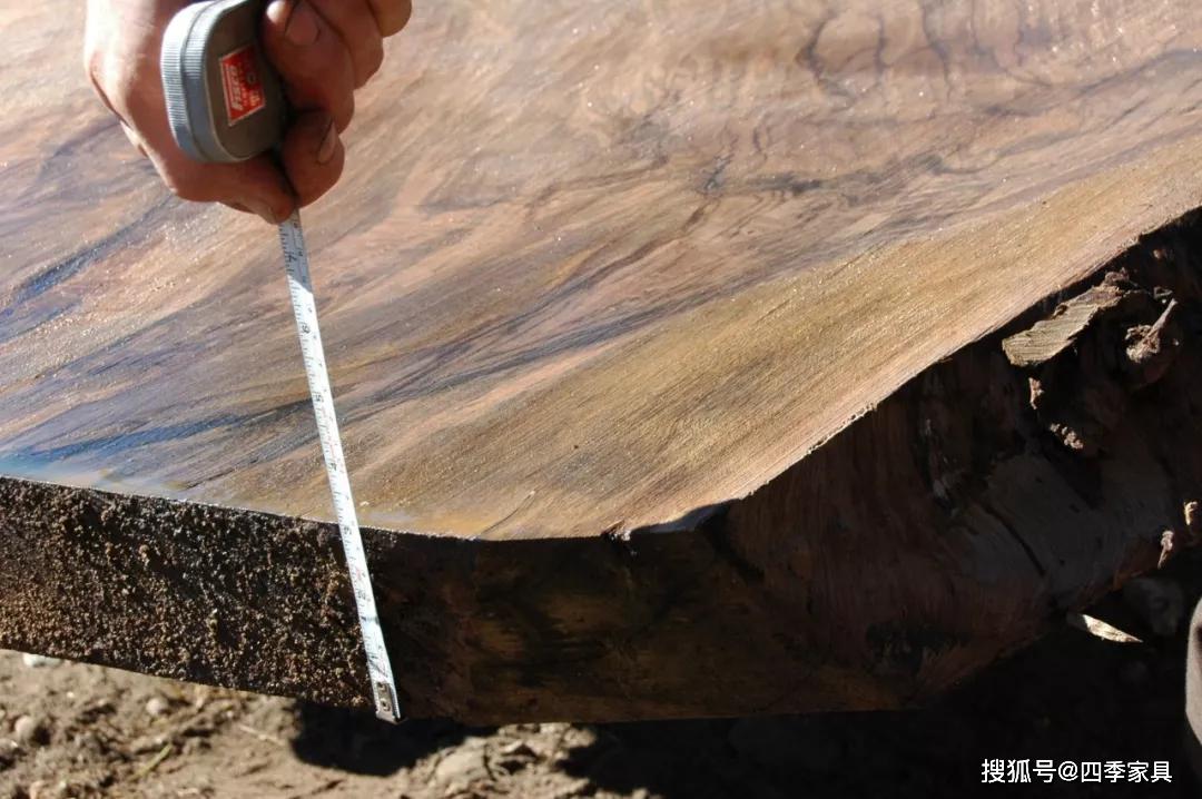 带你领略北美黑胡桃的永恒的美学和价值,倾听实木家具背后动人心弦的