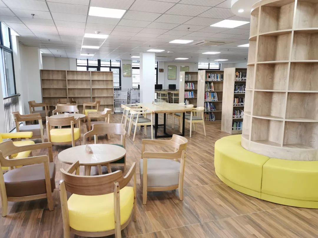 社区书院图书馆体质监测室科普工作室2020是崭新的一年,也是充满朝气