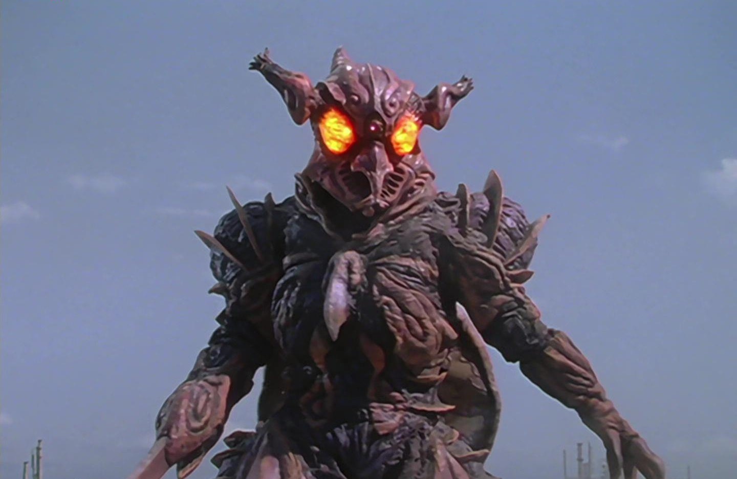 魔人泽布卜兽如其名,出现在《盖亚奥特曼》第26集中的佐利姆,体型非常