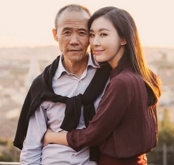 被质疑和69岁老公王石婚姻生变田朴珺晒出万科滑雪场照秀恩爱