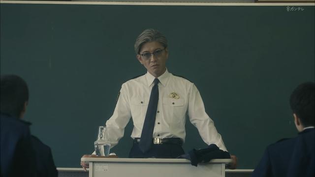 有色眼镜现在是一种流行,教官木村拓哉霸气打样_风间公