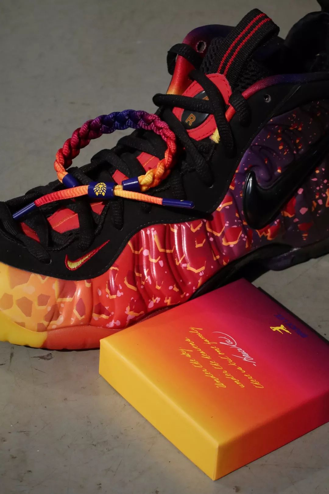 xh55限量发售李小龙系列rastaclatbruceleebracelet