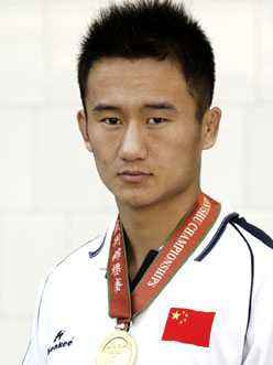 播求炒熟吗?奥运散打冠军张帅可也要挑战播求:打得像球滚回泰国