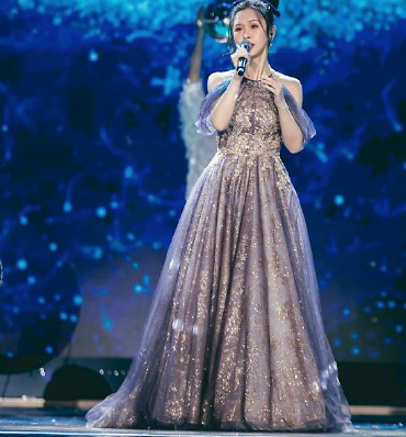 斗鱼晚会最大赢家,不是呆妹儿不是小团团,是一直默默无闻的阿冷