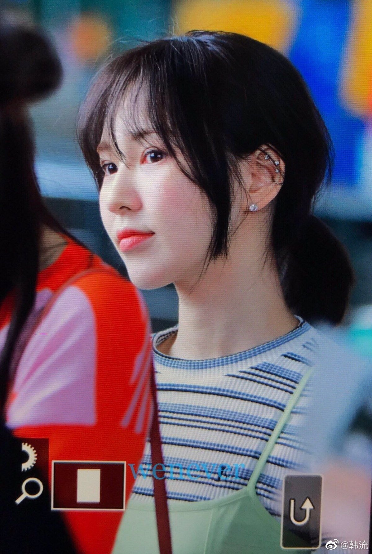 theqoo热议位置独特又漂亮的wendy的耳洞