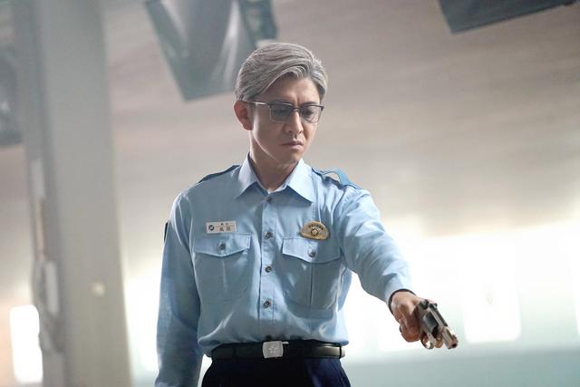 这是日本富士电视台60周年特别节目和前几天播出的日剧《教场》的剧照