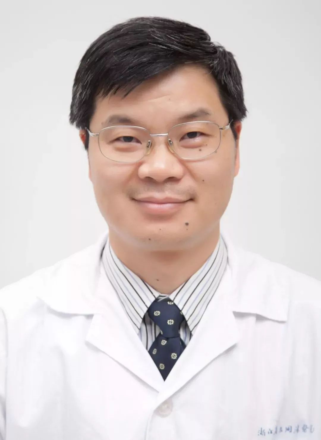 何忠良主任医师心胸外科主任06张 滢副主任医师老年四科副主任精神