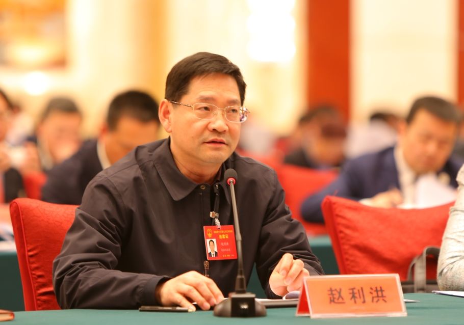 省人大代表赵利洪建议加快武汉东部地区交通基础设施规划建设促进鄂东