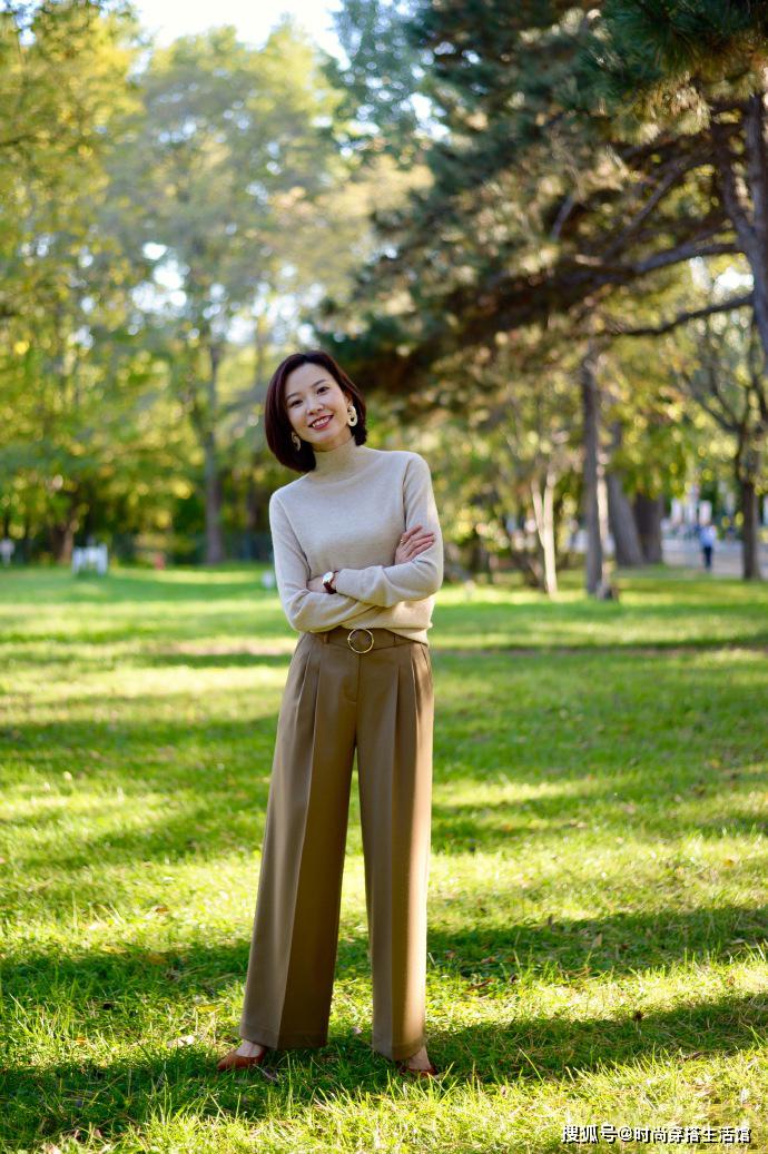 原创这位日本妈妈的穿搭火了40岁女人这样穿美过同龄人