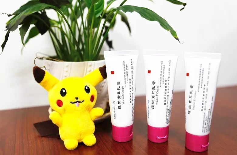 病烟酰胺凝胶用于痤疮,光敏性皮炎等皮肤病74 替硝唑凝胶用于酒糟鼻