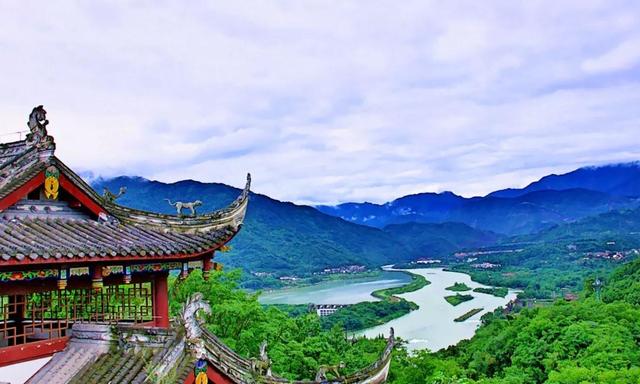 成都平原都江堰灌区文化保护传承利用学术论坛顺利召开