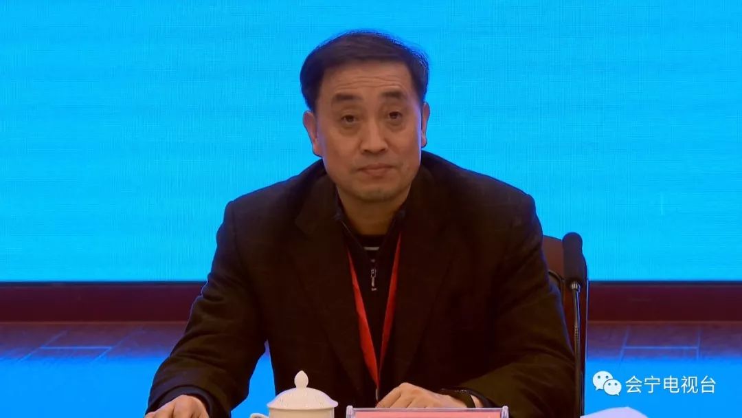 何亚军在讲话时指出,评估督导组将在抽样,入户,座谈会召开,疑似问题