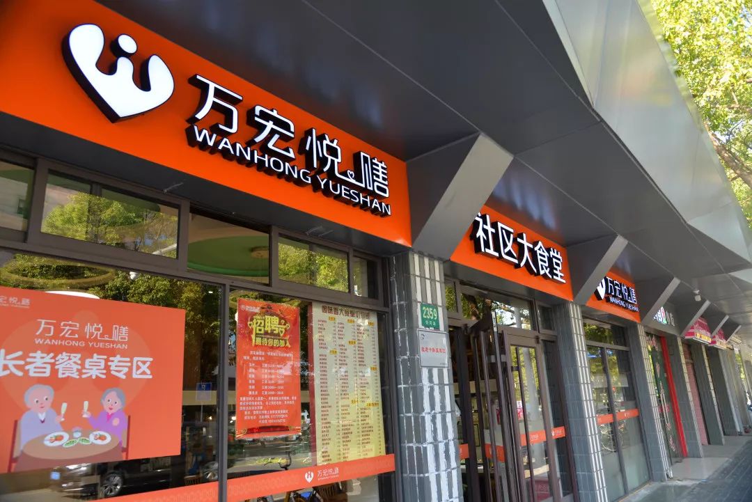 创建进行时给店招店牌做手术程家桥街道的老街区注入了青春因子