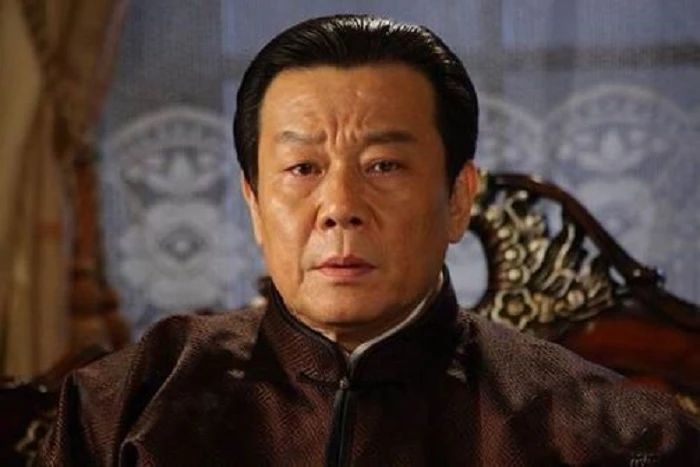 66岁台湾知名演员,他"一夫双妻"是公开秘密,还曾包养三奶?_寇世勋