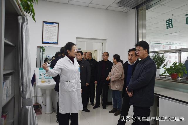 闻喜县政府副县长徐剑昆带队检查"两节"期间市场安全工作