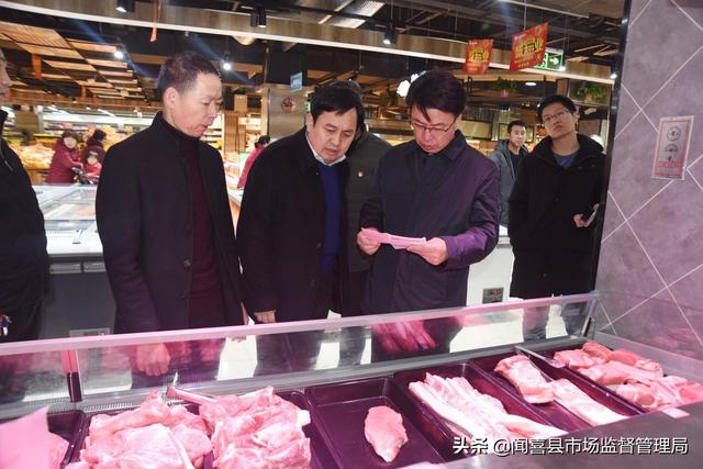 闻喜县政府副县长徐剑昆带队检查"两节"期间市场安全工作