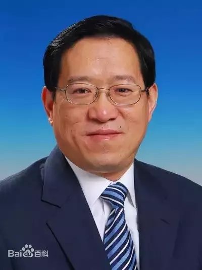 培养了多位书记和校长接下来小编就跟大家盘点一下01范跃进书记说到从