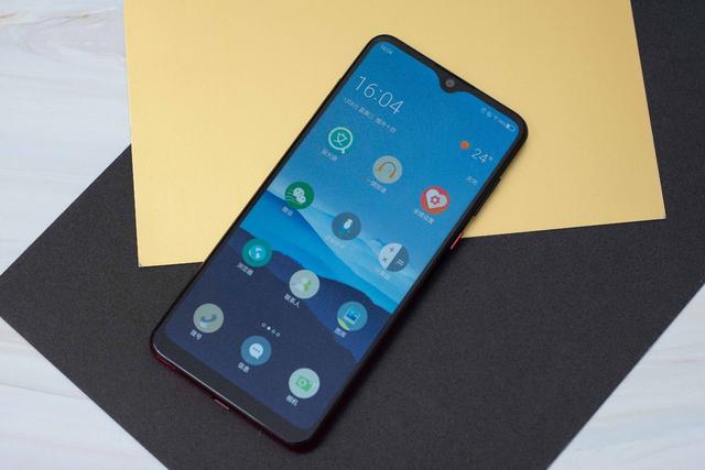 父母出国旅游有中兴blade20特放心