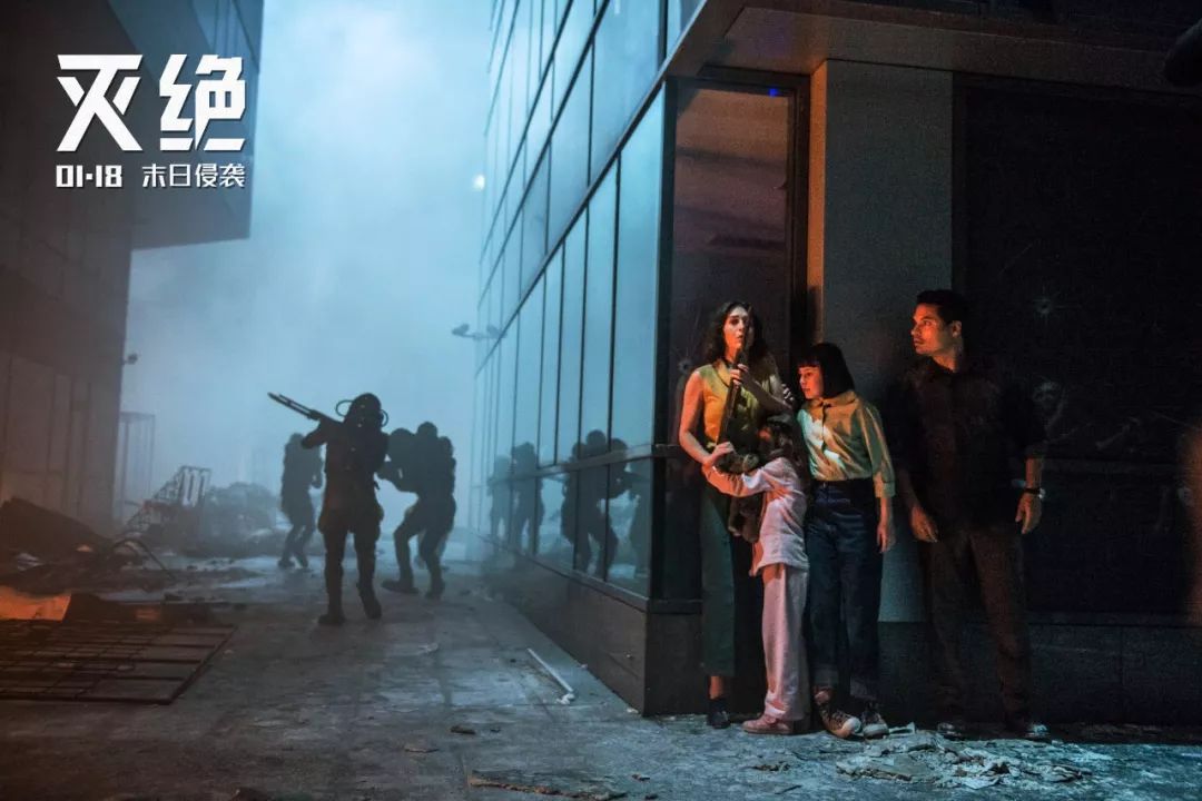 银泰大地影院4周年店庆免费电影票等你来拿