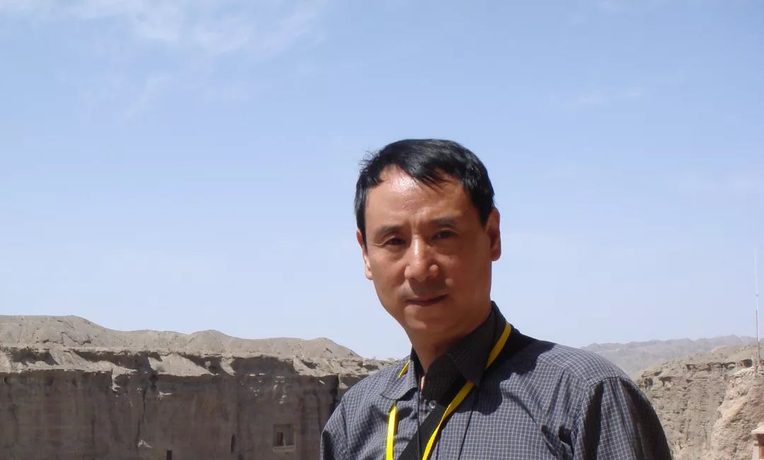 徐汇艺术馆邀请上海大学上海美术学院博士生导师,著名国画家王文杰