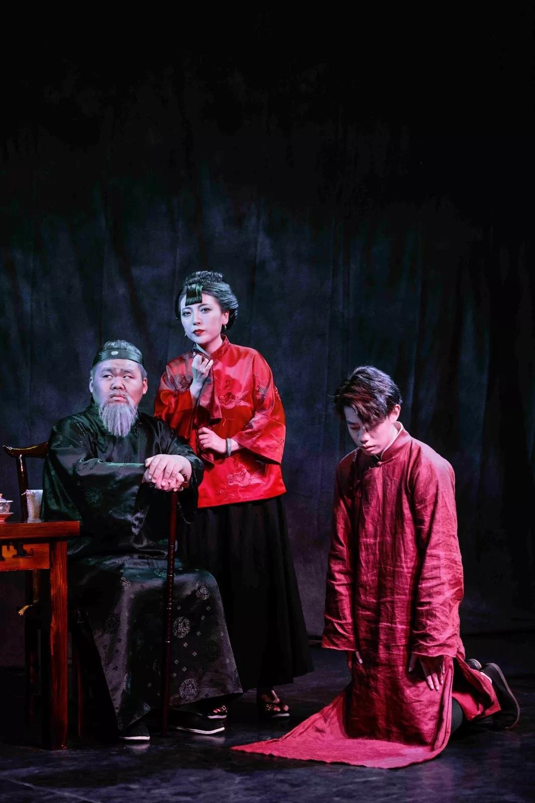 北影毕业大戏北京人演出奉上来看同学们如何将曹禺大师的文学瑰宝重新