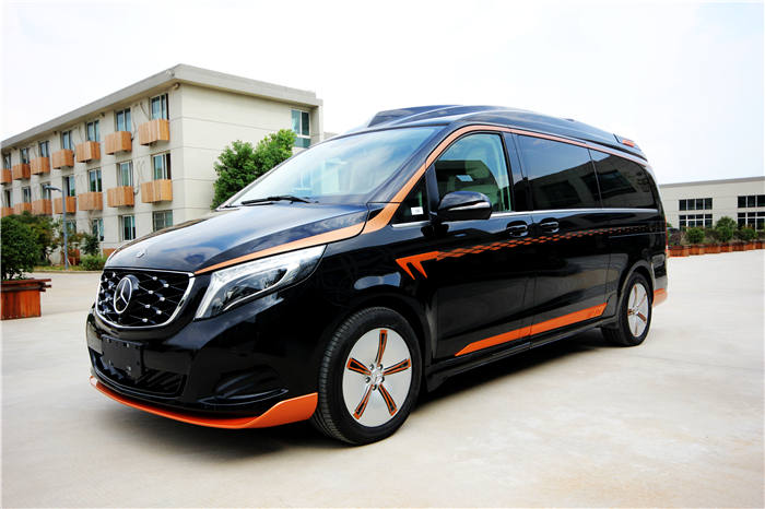 奔驰v260傲旋大白鲨海洋霸主