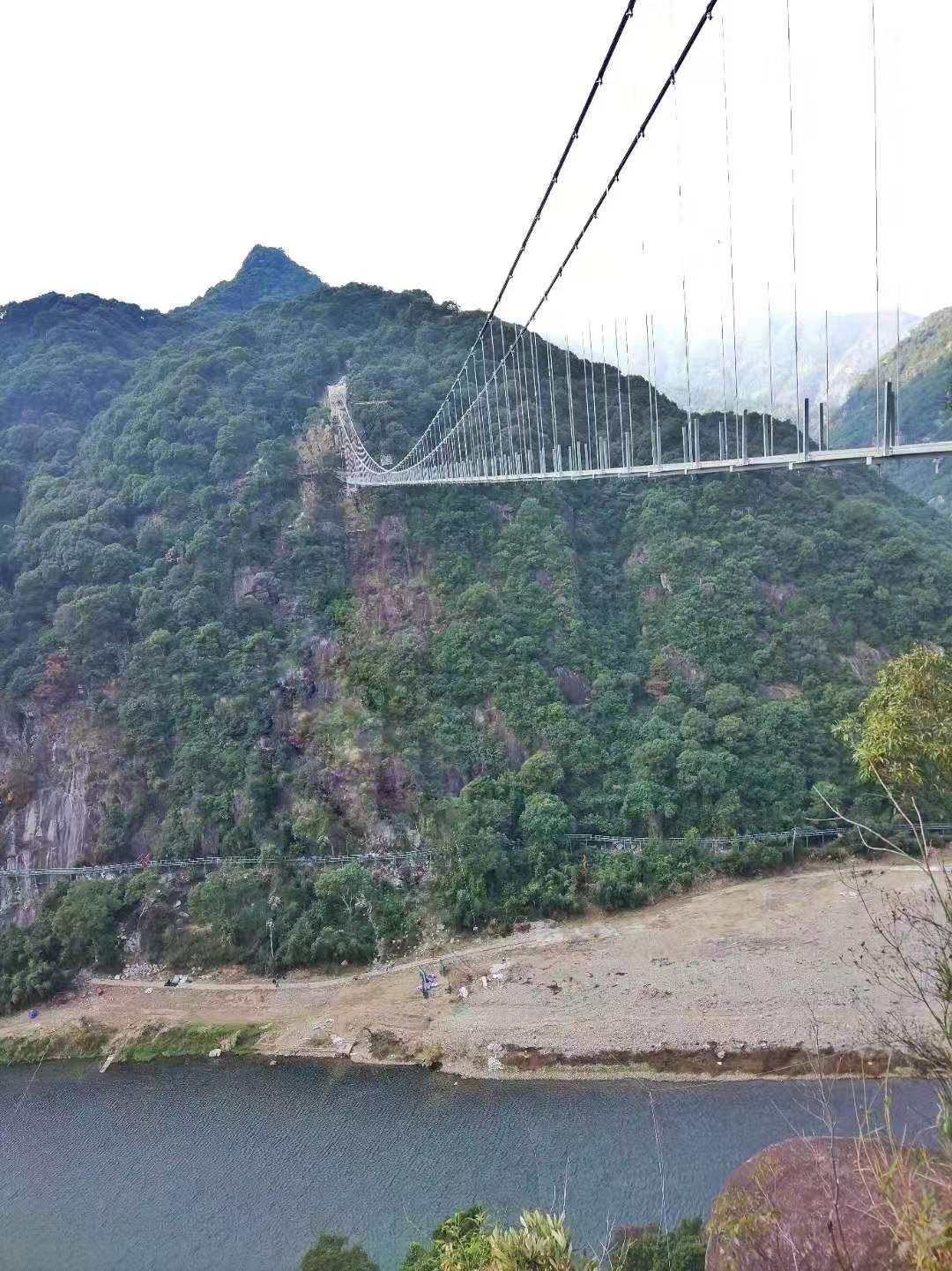霞浦杨家溪玻璃桥将试运营,全长330米,系福建省最长的悬空玻璃桥!