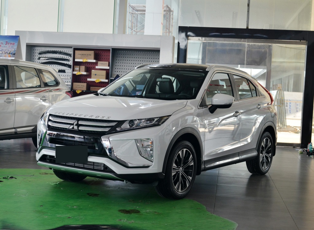 奕歌如今随着更多的年轻消费者加入购车群体,三菱奕歌也是在外观造型