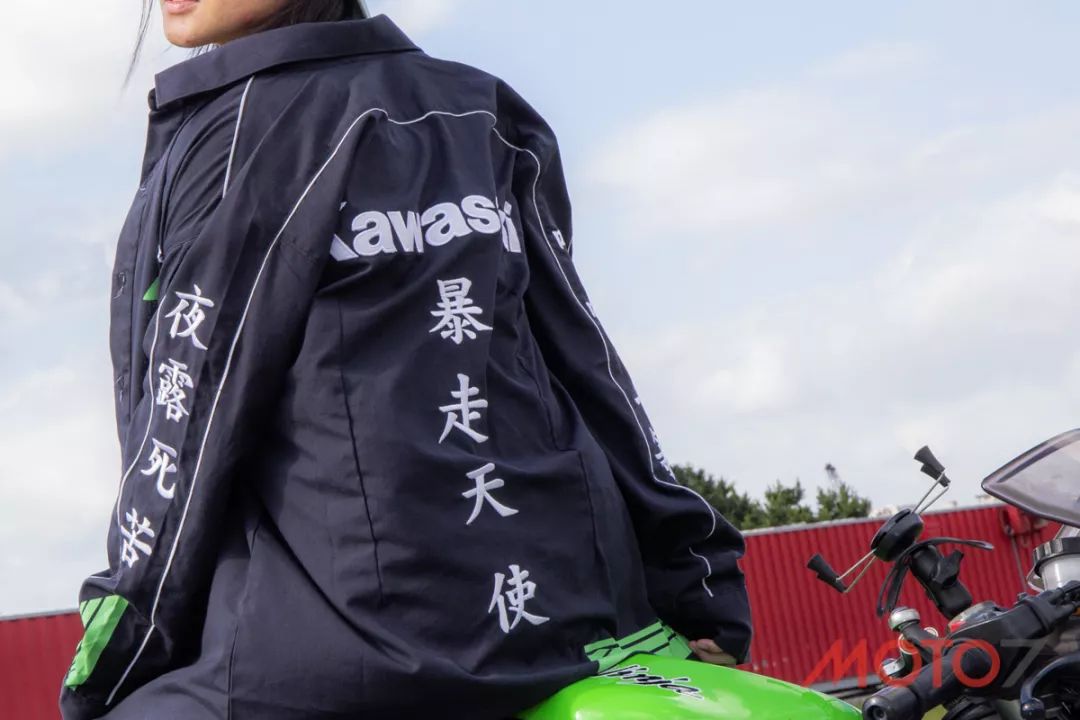 暴走天使女骑士与她的kawasakizx6r