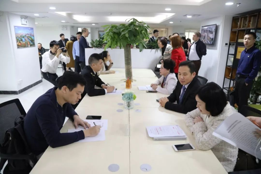 有问题上会客厅聊聊越秀创设企业接待日为你排忧解难