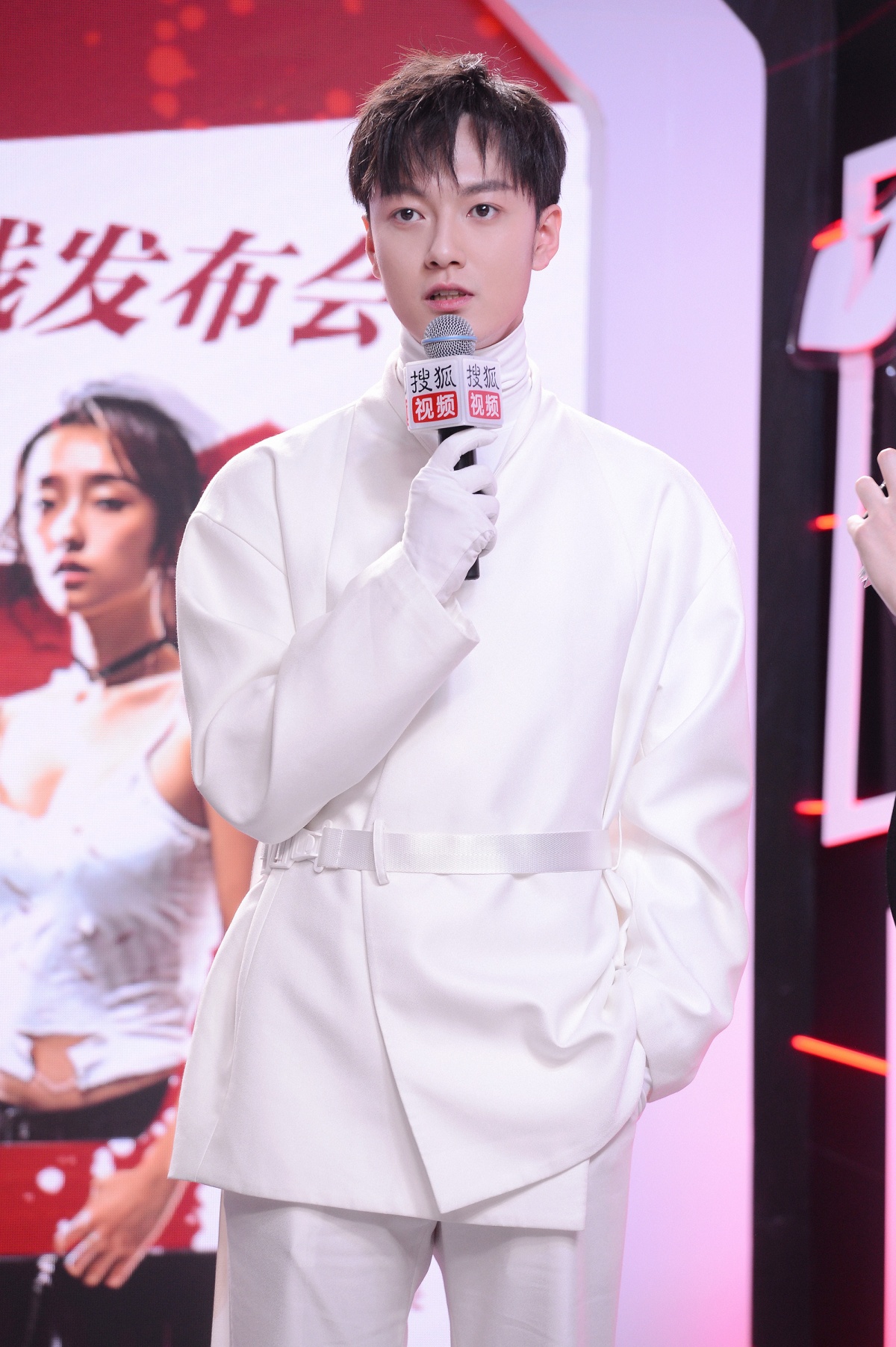 搜狐视频优质动作网剧非黑即白燃情上线