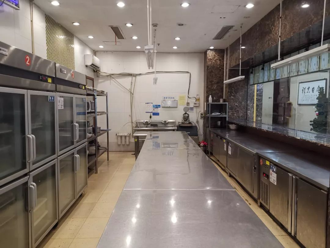你在金华这几家酒店订过年夜饭吗他们的后厨都被曝光了