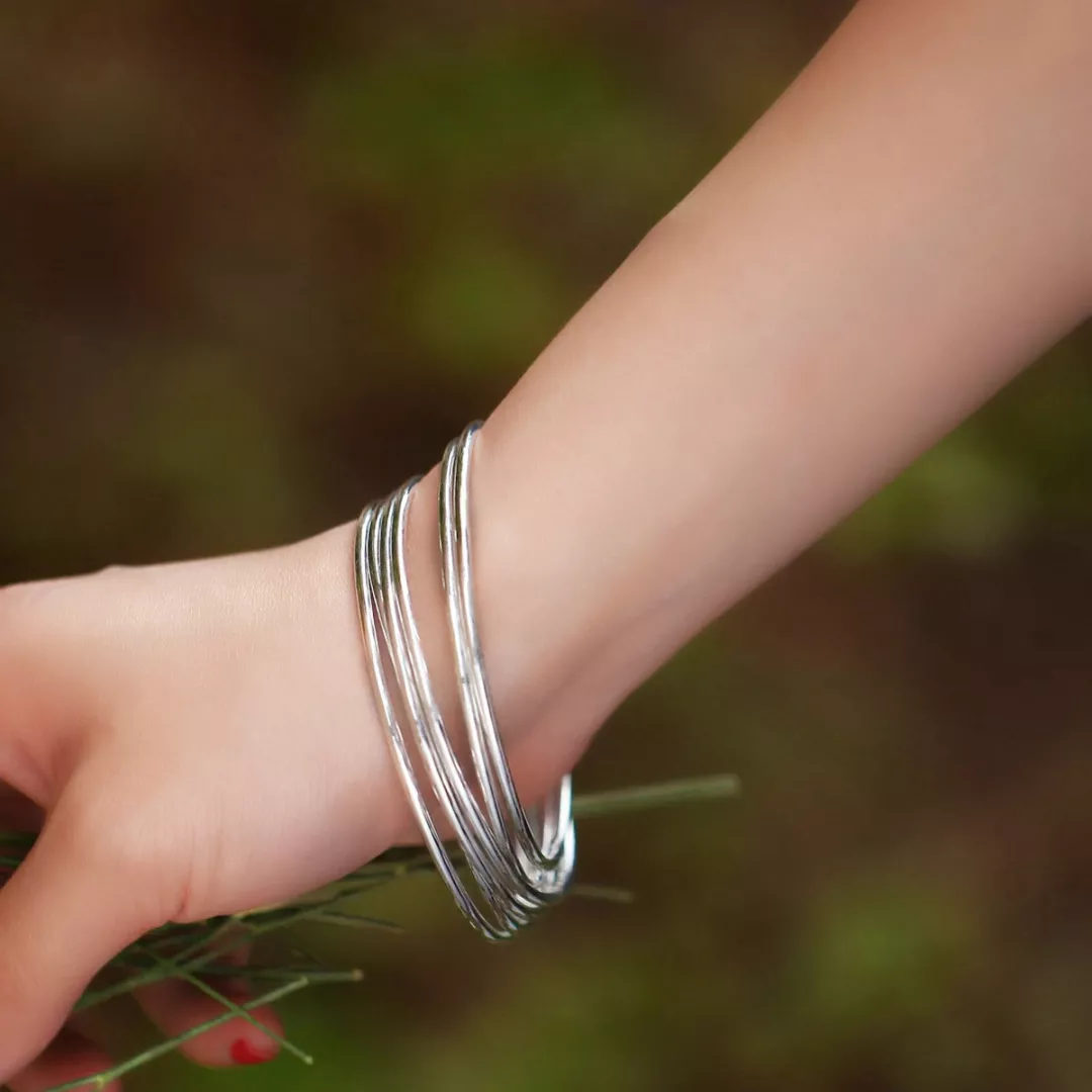 戴了银镯就千万别戴这几种珠宝