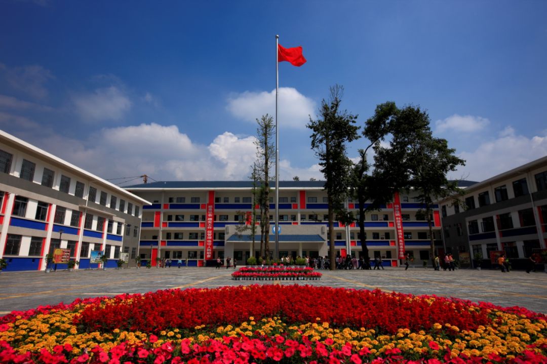 初中强校提纲挈领联盟融合追梦路上的通济中学