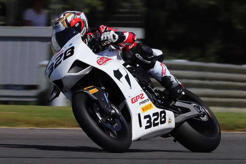 130马力/140kg,搭载ktm双缸发动机的gp2 r纯赛车开售