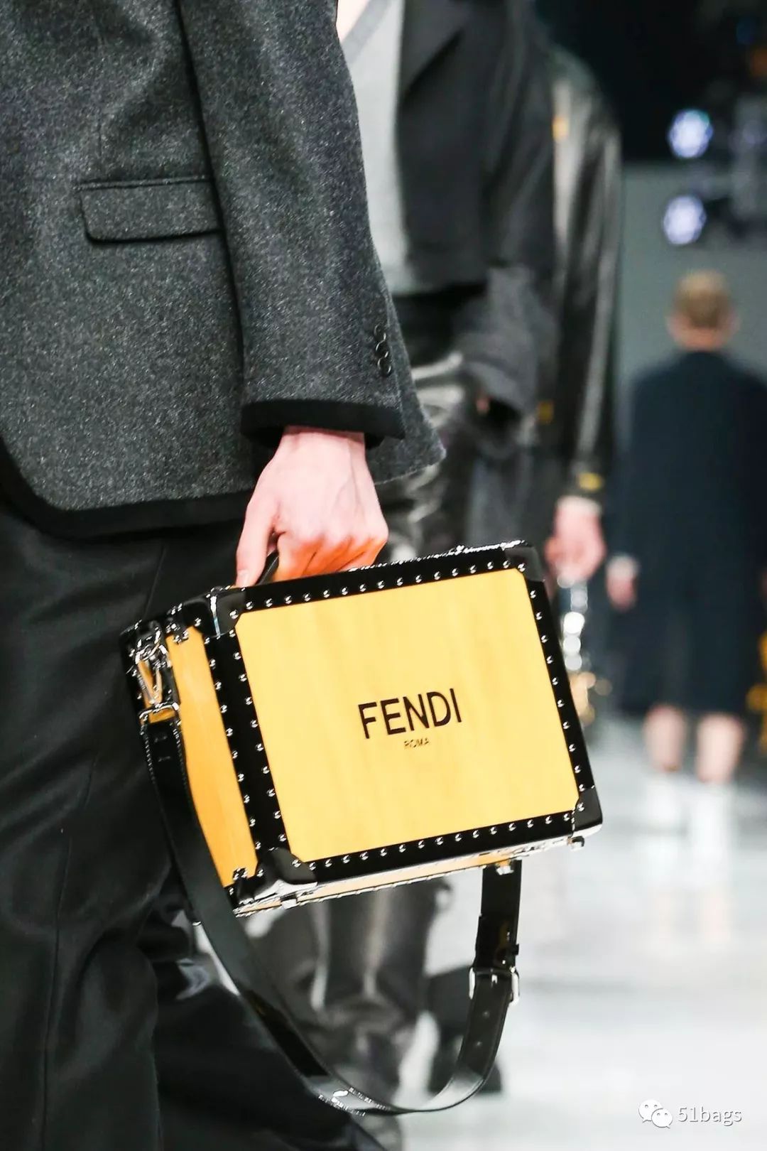 fendi 2020秋冬男装系列发布复古未来主义