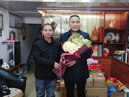 原创湖南郴州科龙职校创办人赴崇义县编研温暖之家爱心协会公益交流