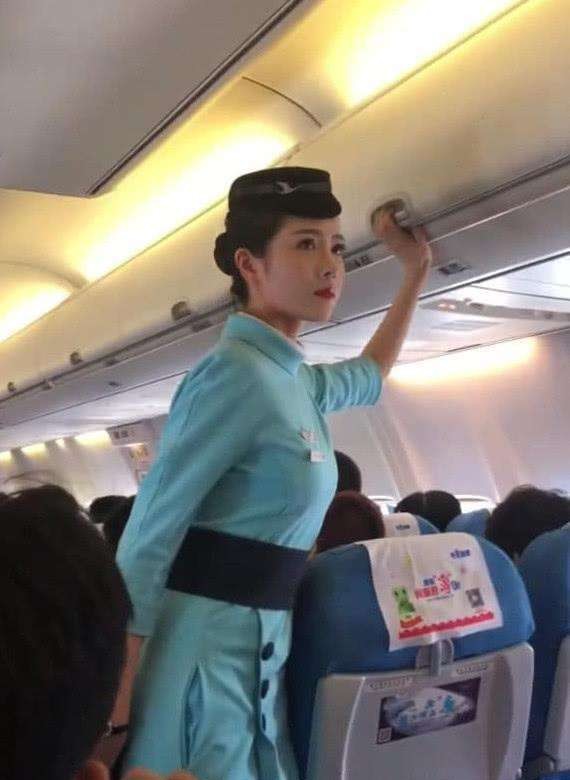 原创她被称作最丑空姐化妆卸妆判若两人网友我太年轻了